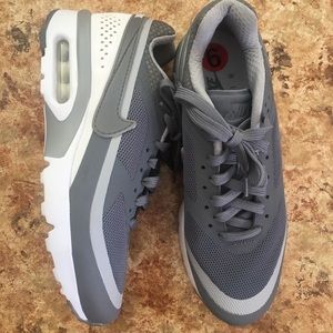 New Nike AirMax Shoes